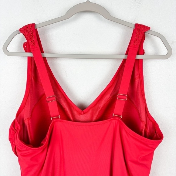 Draper James X Lands End Red Ruffle Neck One Piece Swimsuit Sz 20W - Picture 5 of 8